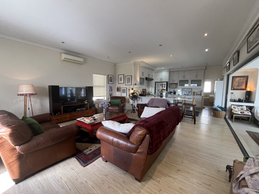 To Let 3 Bedroom Property for Rent in Big Bay Western Cape